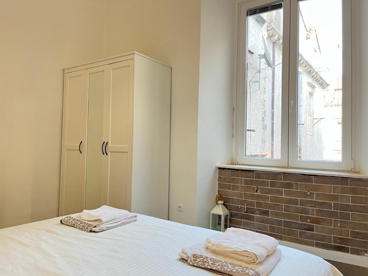 Apartment And Rooms Stay Dubrovnik Exteriör bild
